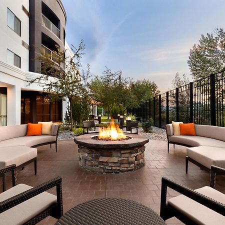 Courtyard Missoula Hotel Bagian luar foto